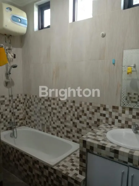 image RUMAH SIAP HUNI LENGKAP DENGAN PERABOTAN DI VILA MELATI MAS (5)