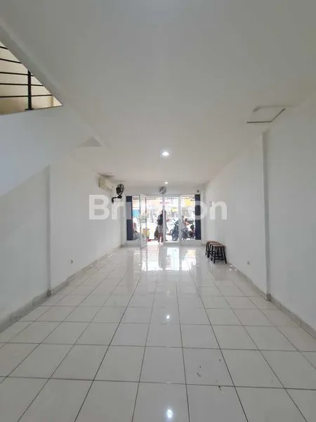 image RUKO COMMPARK KOTA WISATA CIBUBUR (4)