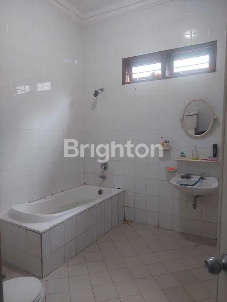 image DISEWAKAN RUMAH LUAS DI KOMPLEK PUPUK BALIKPAPAN (5)