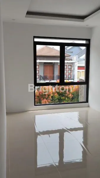 image RUMAH DI PONDOK HIJAU (3)