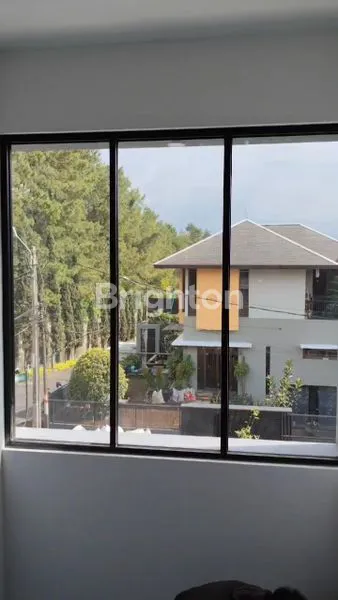 image RUMAH DI PONDOK HIJAU (4)