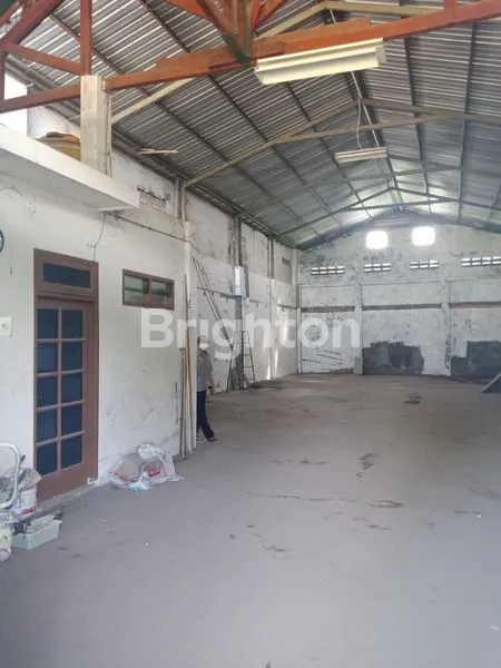 image GUDANG NOL JALAN RUNGKUT (3)