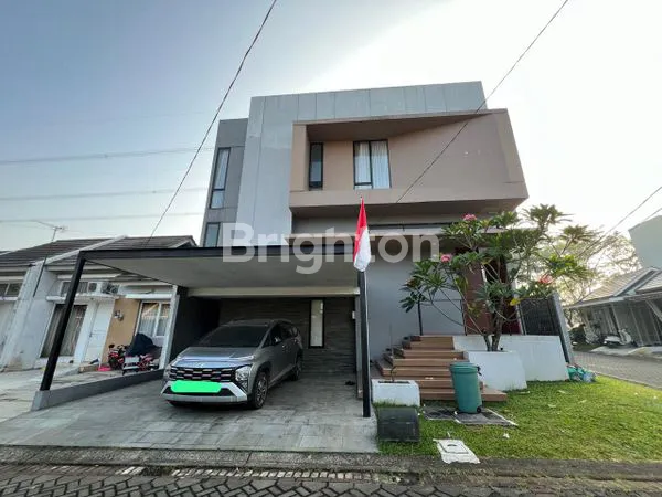 image RUMAH MEWAH DI SERPONG LAGOON MURAH (1)