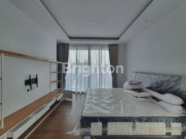 image RUMAH MEWAH DI SERPONG LAGOON MURAH (7)