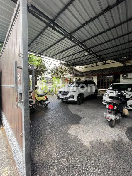 image RUMAH SIAP HUNI – LOKASI STRATEGIS! LANTAI DUA DI GATOT SUBROTO (1)