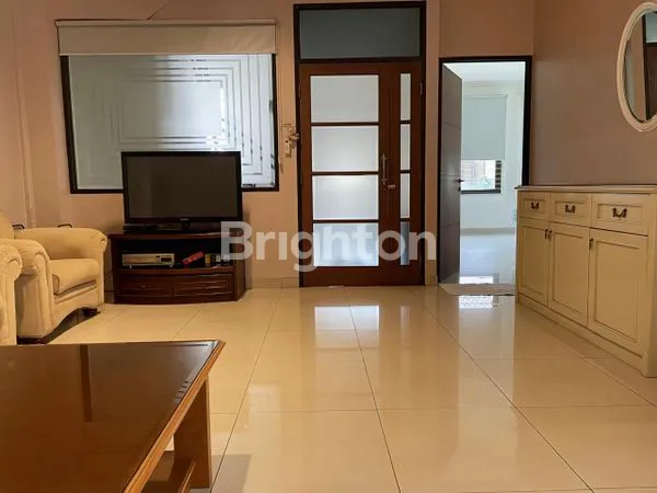 image SANGAT COCOK BUAT RUMAH KOST KANTOR ONLINE SHOP DLL RUKO GANDENG 4 LANTAI PETOJO CIDENG JAKARTA PUSAT AREA KOST-KOST AN UKURAN 8 X 15 M2 HADAP TIMUR ROW JALAN 2 MOBIL DEKAT JALAN RAYA UTAMA NEGO (7)