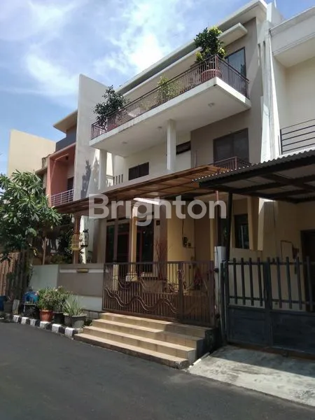 image RUMAH SIAP HUNI DI SUNTER GRIYA INTI SENTOSA (8)