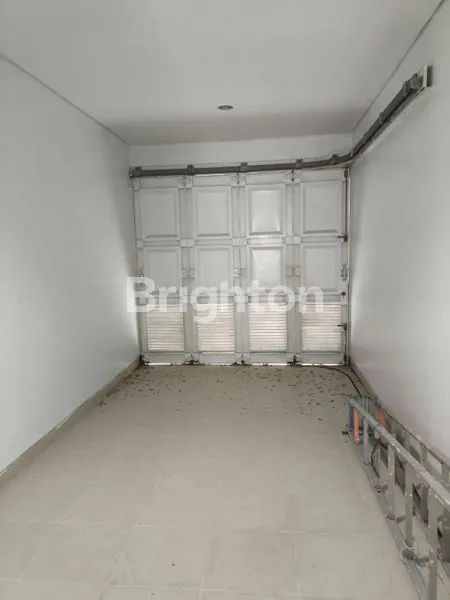 image RUMAH MEWAH 2 LANTAI CITRALAND - DEKAT SKA MALL & LIVING WORLD (4)