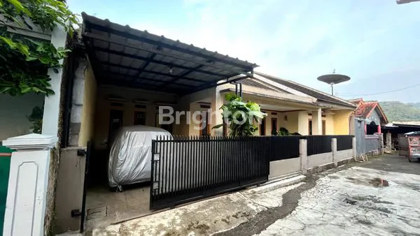 RUMAH CANTIK LUAS SIAP HUNI