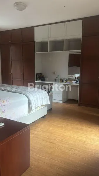 image RUMAH BAGUS DAN NYAMAN DI MENTENG  BINTARO (6)