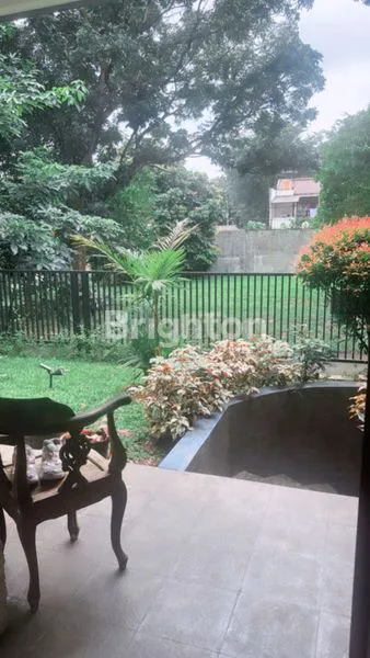 image RUMAH BAGUS DAN NYAMAN DI MENTENG  BINTARO (3)
