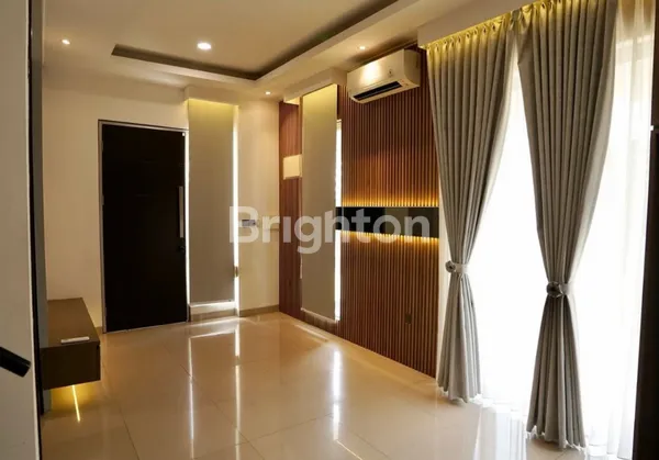 image RUMAH DI PIK, CLUSTER RIVERSIDE LOKASI CIAMIK DAN STRATEGIS (1)