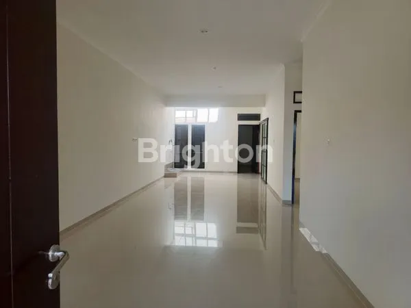 image RUMAH BARU SIAP HUNI AREA OPI 2 JAKABARING (2)
