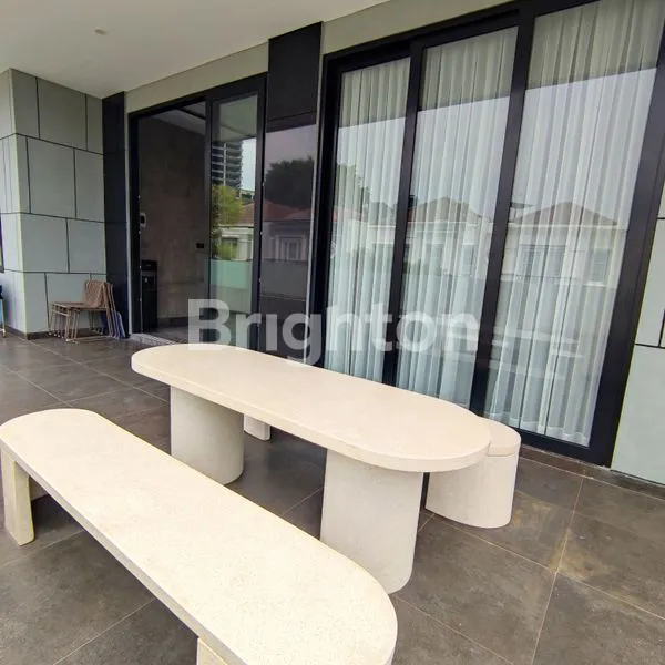 image RUMAH CASA GOYA BANGUNAN BARU KEBON JERUK JAKARTA BARAT (8)