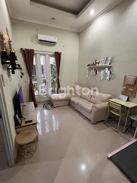 image RUMAH ESTETIK INSTAGRAMABLE TERMURAH DI BSD DEKAT PASAR MODERN (5)