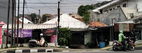 image RUMAH DIJUAL DI PINGGIR JALAN RAYA (2)