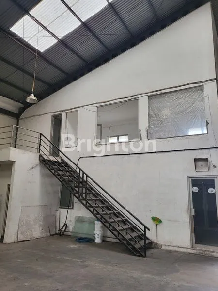 image GUDANG LUAS DI KAWASAN INDUSTRI JATAKE (3)