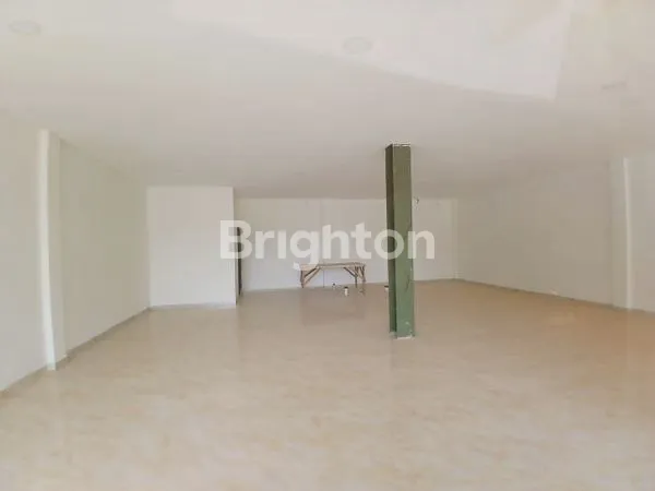 image TOKO EKSKLUSIF – HANYA 3 UNIT DI JANTUNG KOTA RENON (4)