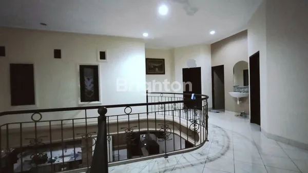 image RUMAH JL. NOJA SARASWATI, BALI, SANGAT STRATEGIS, MEWAH DAN NYAMAN (2)