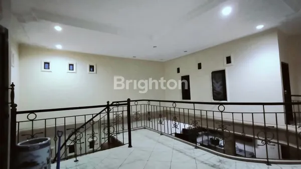 image RUMAH JL. NOJA SARASWATI, BALI, SANGAT STRATEGIS, MEWAH DAN NYAMAN (4)