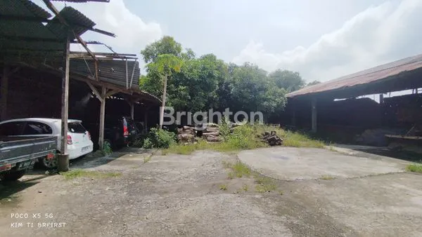 image RUMAH TINGGAL/MESS DAN GUDANG TERBUKA DI GAMPENGREJO KAB KEDIRI (6)