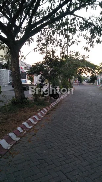 image RUMAH BARU 2 LANTAI SIAP HUNI (5)