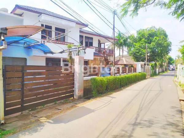 image RUMAH HITUNG TANAH DILOKASI STRATEGIS DEKAT MALL CINERE  (1)