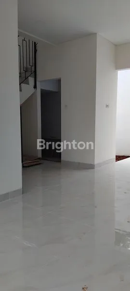 image RUMAH MEWAH MODERN 2 LANTAI BEKASI KOTA (8)