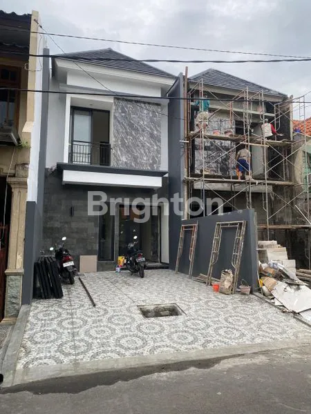 image RUNGKUT ASRI RUMAH NEW GRESS READY 1 UNIT LOKASI SANGAT STRATEGIS MURAH (1)