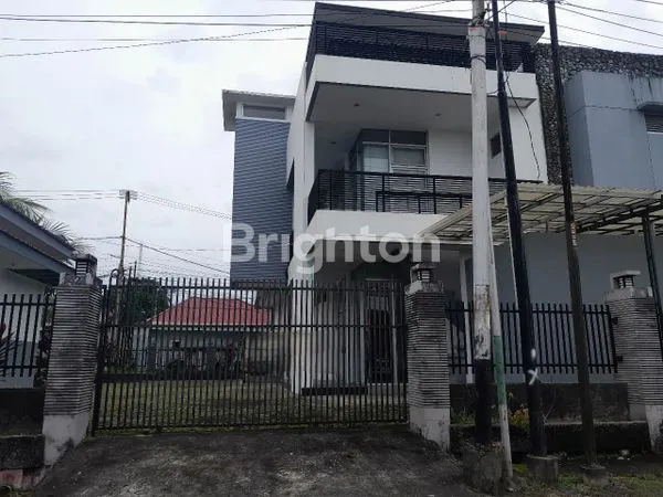 image RUMAH UNTUK KANTOR LENGKAP DENGAN POS SECURITY (1)