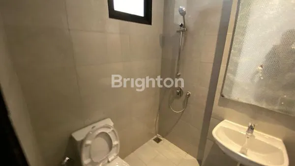 image GREEN ROYAL CONDO HOUSE LOKASI STRATEGIS DI JAKARTA BARAT (8)