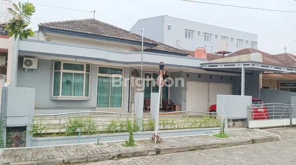 image RUMAH BAGUS SIAP HUNI DI DAERAH BEBAS BANJIR. (1)