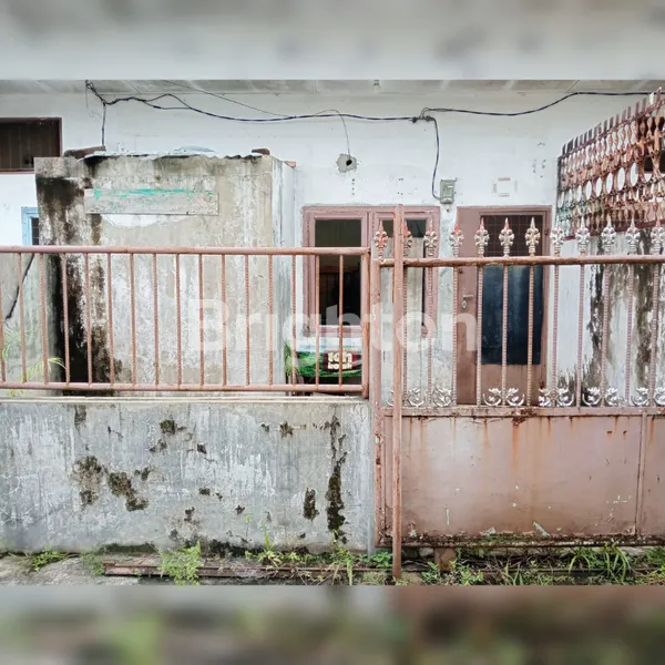 image RUMAH JLN. BRIGJEN KATAMSO KOMPLEK SURYA GG SALAK (1)