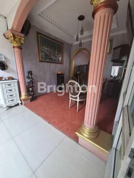 image RUMAH HOEK MEWAH LT 369M² DI BOULEVARD SALZBURG, KOTA WISATA (2)