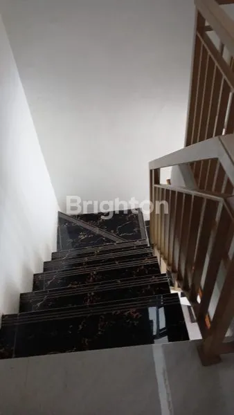 image RUKO 3 LANTAI DI KELAPA DUA TANGERANG (3)