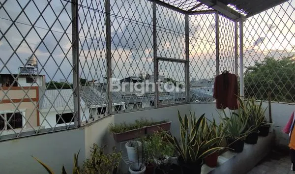 image HOT DEAL - RUKO 4 LANTAI JELAMBAR  - LOKASI RAMAI & PROSPEKTIF (5)