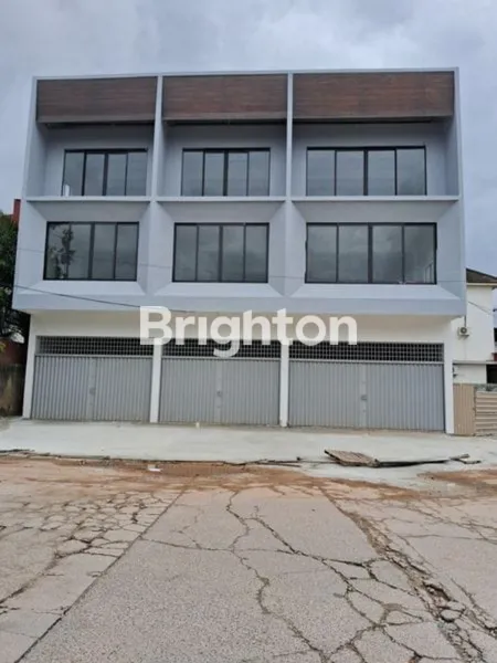 image RUKO 3 LANTAI DI GOLDENLAND BATAM (1)