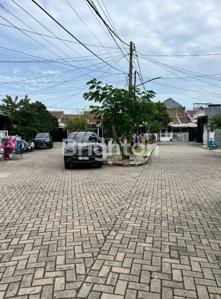 image RUMAH NYAMAN DAN STRATEGIS DI PANORAMA SEPATAN TANGERANG (5)