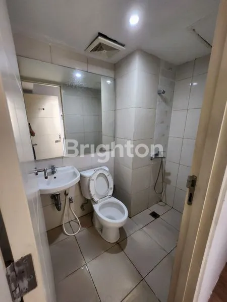 image APARTEMEN PAKUWON MALL DEKAT TANGLIN ORCHARD ANDERSON BENSON FULL FURNISH WATERPLACE LAVIZ LARIZ (3)