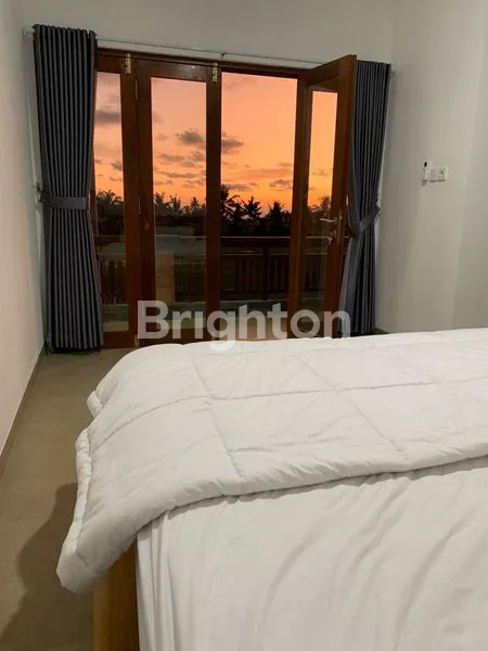 image VILLA LOKASI SANGAT STRATEGIS DI PESISI PANTAI (3)