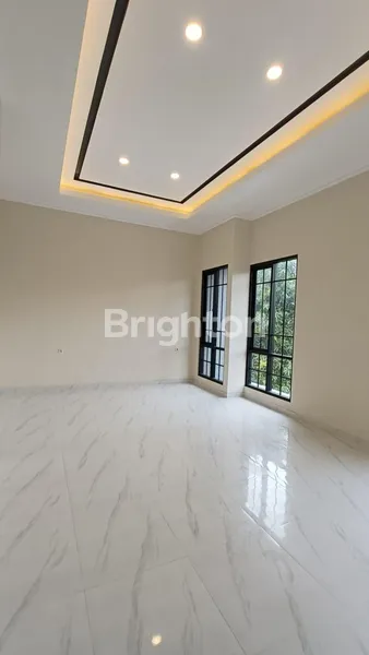 image RUMAH GRESS 2LT SANGAT DEKAT KE GALAXY MALL SEKITAR 2MENIT SAJA (3)