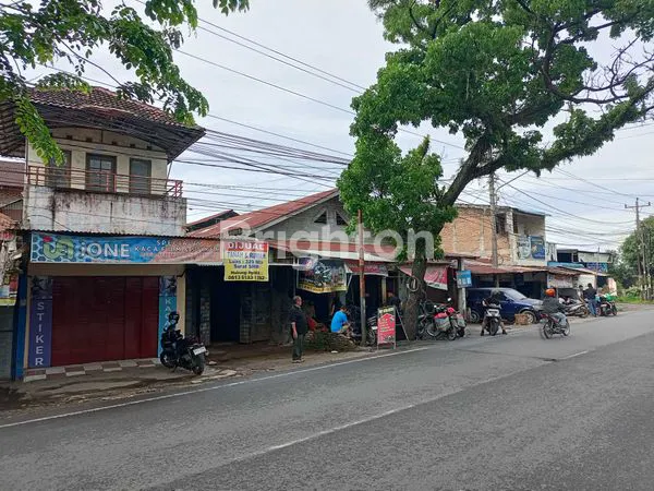 DELAPAN RUMAH HOKI JALAN SUNGGAL