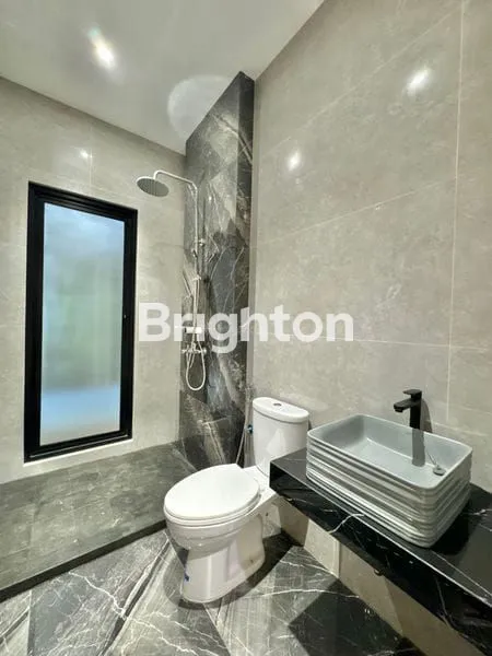 image RUMAH BARU MODERN 3LANTAI JELAMBAR KAVLING POLRI GROGOL PETAMBURAN JAKARTA BARAT (7)