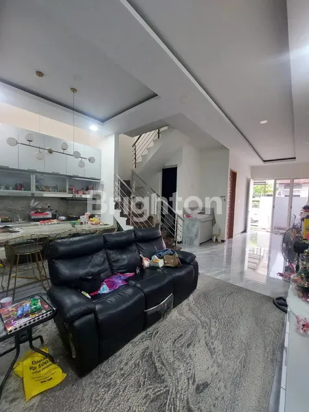 image RUMAH MULYOSARI MINIMALIS MEWAH LOKASI MEPET PAKUWON CITY SURABAYA (2)