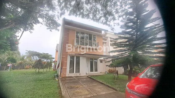 image RUMAH CANTIK 2 LANTAI BATAKAN VILLAGE (1)