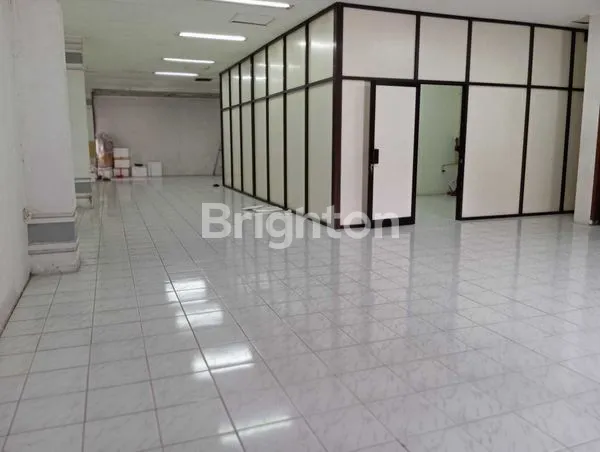 image DISEWAKAN RUANG USAHA DI JLN MAGELANG (7)