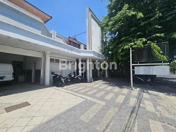 image RUMAH USAHA RAYA MARGOREJO INDAH STRATEGIS SIAP PAKAI (1)