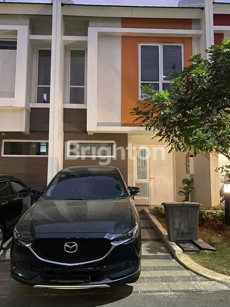 image RUMAH 2 LANTAI RAPI DIBAWAH 2M SYMPHONIA GADING SERPONG (1)