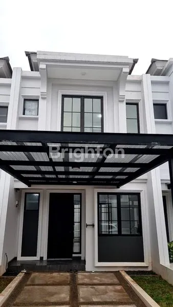 image RUMAH MEWAH 2 LANTAI, KONDISI BARU DI CIMANGGIS GOLF ESTATE. (1)