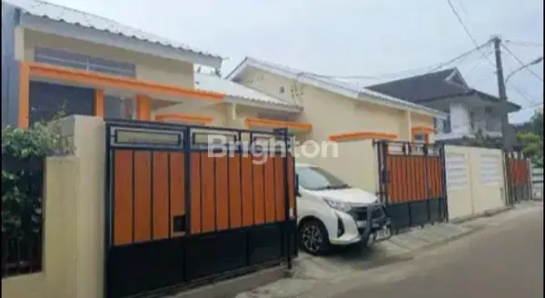 RUMAH BARU, MINIMALIS, SIAP HUNI
